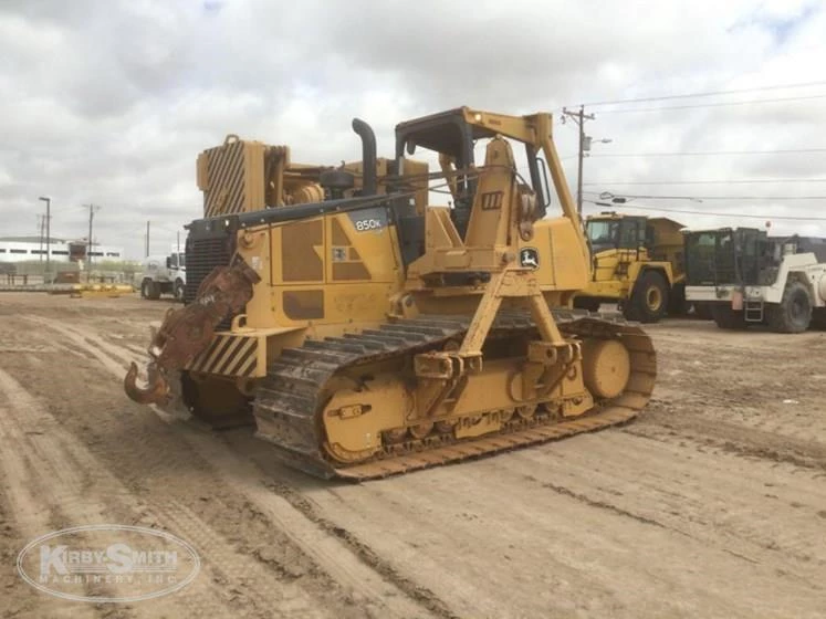 Used Deere Dozer